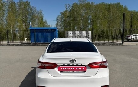 Toyota Camry, 2018 год, 1 790 000 рублей, 4 фотография