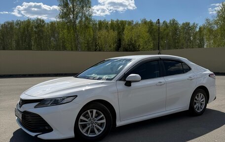 Toyota Camry, 2018 год, 1 790 000 рублей, 17 фотография