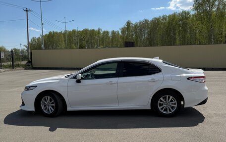 Toyota Camry, 2018 год, 1 790 000 рублей, 16 фотография