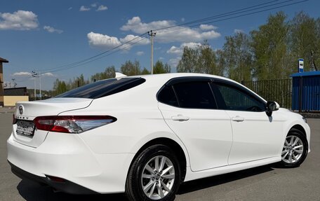 Toyota Camry, 2018 год, 1 790 000 рублей, 20 фотография