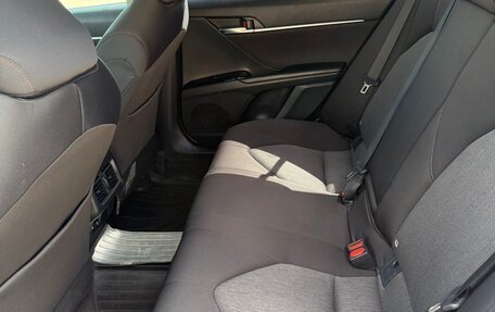 Toyota Camry, 2018 год, 1 790 000 рублей, 26 фотография
