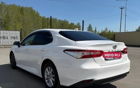 Toyota Camry, 2018 год, 1 790 000 рублей, 18 фотография