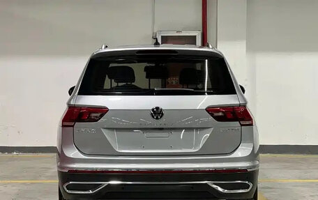 Volkswagen Tiguan II, 2023 год, 2 250 013 рублей, 5 фотография