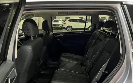 Volkswagen Tiguan II, 2023 год, 2 250 013 рублей, 17 фотография