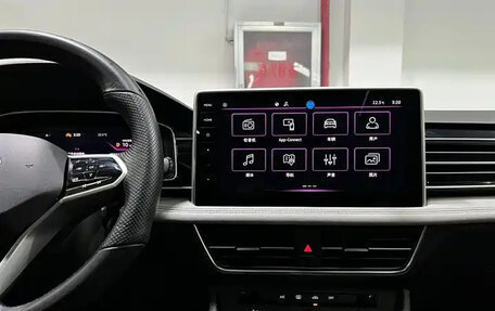 Volkswagen Tiguan II, 2023 год, 2 250 013 рублей, 11 фотография