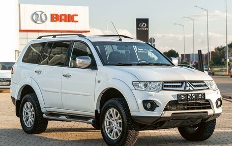Mitsubishi Pajero Sport II рестайлинг, 2015 год, 1 845 000 рублей, 3 фотография
