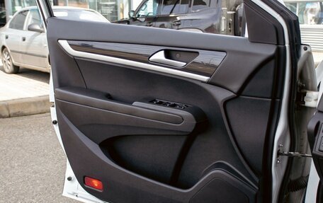 DongFeng AX7 I, 2018 год, 1 055 000 рублей, 12 фотография