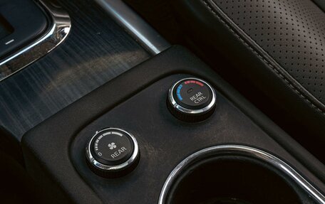 Nissan Pathfinder, 2012 год, 1 345 000 рублей, 15 фотография