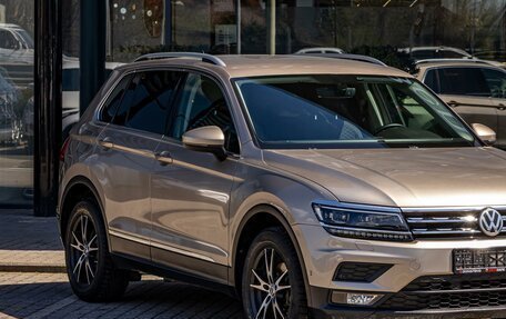 Volkswagen Tiguan II, 2018 год, 1 925 000 рублей, 7 фотография