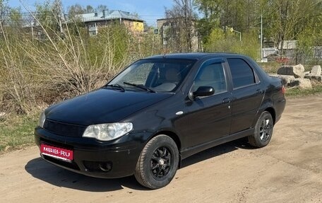 Fiat Albea I рестайлинг, 2006 год, 199 000 рублей, 1 фотография
