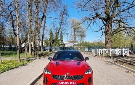KIA Stinger I, 2018 год, 2 980 000 рублей, 2 фотография