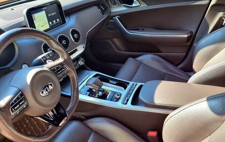 KIA Stinger I, 2018 год, 2 980 000 рублей, 10 фотография