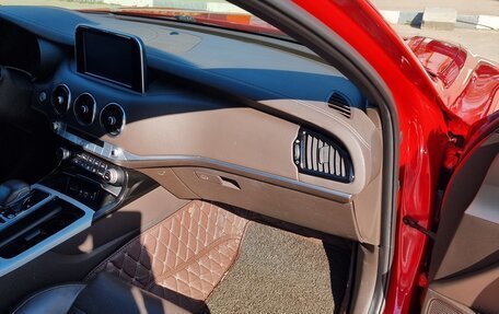 KIA Stinger I, 2018 год, 2 980 000 рублей, 20 фотография
