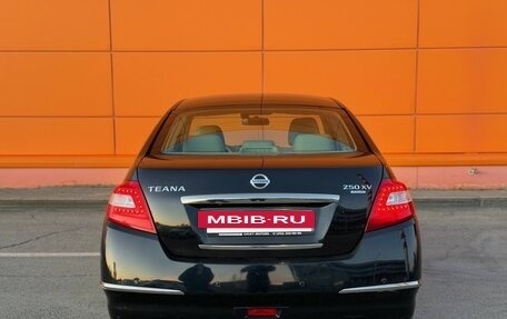 Nissan Teana, 2010 год, 700 000 рублей, 3 фотография