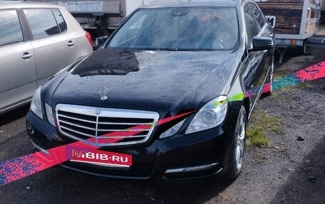 Mercedes-Benz E-Класс, 2010 год, 1 220 000 рублей, 4 фотография