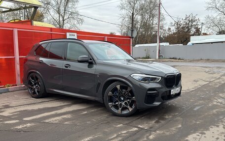 BMW X5, 2022 год, 9 750 000 рублей, 2 фотография
