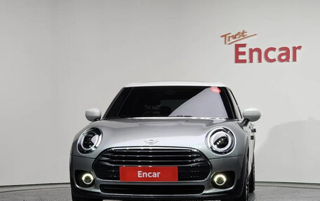 MINI Clubman, 2022 год, 1 635 000 рублей, 3 фотография