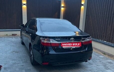 Toyota Camry, 2016 год, 2 350 000 рублей, 2 фотография