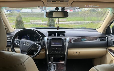 Toyota Camry, 2016 год, 2 350 000 рублей, 9 фотография