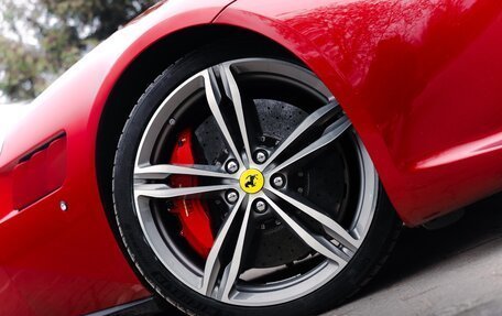 Ferrari GTC4Lusso, 2017 год, 21 500 000 рублей, 12 фотография