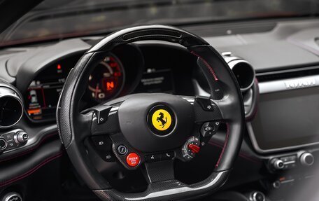 Ferrari GTC4Lusso, 2017 год, 21 500 000 рублей, 20 фотография