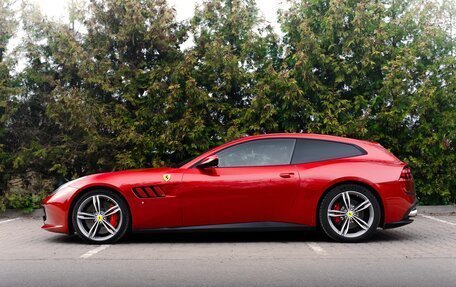 Ferrari GTC4Lusso, 2017 год, 21 500 000 рублей, 15 фотография