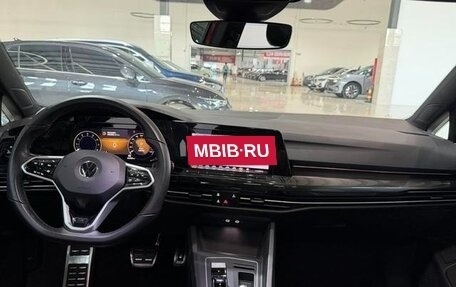 Volkswagen Golf VIII, 2022 год, 1 721 420 рублей, 8 фотография