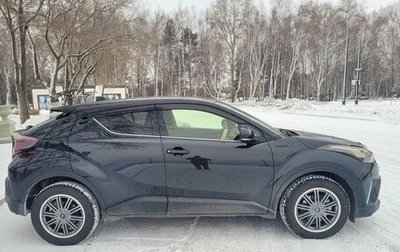 Toyota C-HR I рестайлинг, 2017 год, 2 300 000 рублей, 1 фотография