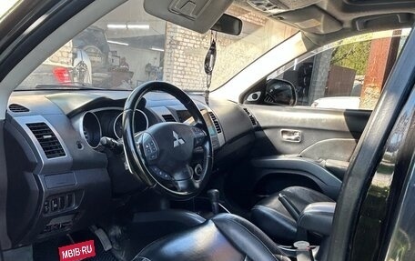 Mitsubishi Outlander III рестайлинг 3, 2008 год, 1 100 000 рублей, 6 фотография