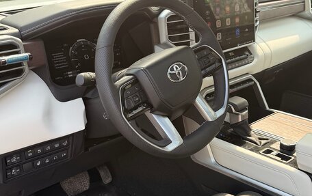 Toyota Tundra, 2023 год, 10 500 000 рублей, 15 фотография