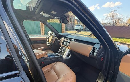 Land Rover Range Rover IV рестайлинг, 2018 год, 7 500 000 рублей, 4 фотография