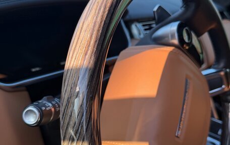 Land Rover Range Rover IV рестайлинг, 2018 год, 7 500 000 рублей, 10 фотография