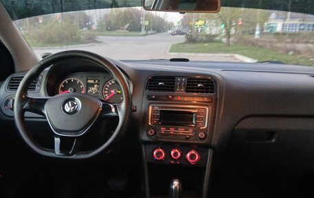 Volkswagen Polo VI (EU Market), 2015 год, 1 100 000 рублей, 8 фотография