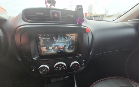 KIA Soul II рестайлинг, 2016 год, 1 000 000 рублей, 6 фотография