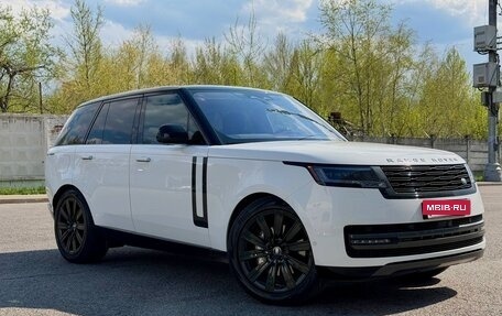 Land Rover Range Rover IV рестайлинг, 2022 год, 15 930 000 рублей, 3 фотография