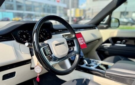 Land Rover Range Rover IV рестайлинг, 2022 год, 15 930 000 рублей, 13 фотография