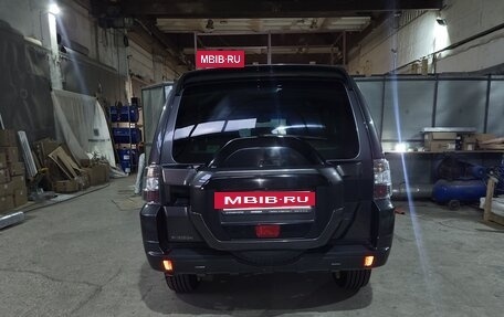 Mitsubishi Pajero IV, 2014 год, 2 700 000 рублей, 5 фотография