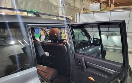 Mitsubishi Pajero IV, 2014 год, 2 700 000 рублей, 17 фотография