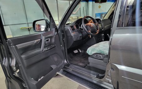 Mitsubishi Pajero IV, 2014 год, 2 700 000 рублей, 14 фотография