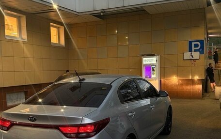KIA Rio IV, 2021 год, 820 000 рублей, 2 фотография