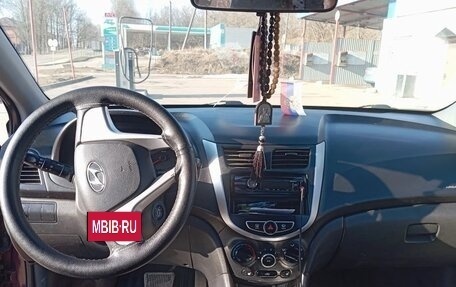 Hyundai Solaris II рестайлинг, 2011 год, 590 000 рублей, 12 фотография