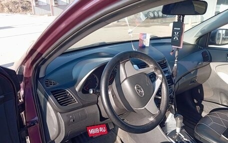 Hyundai Solaris II рестайлинг, 2011 год, 590 000 рублей, 11 фотография