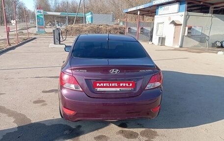 Hyundai Solaris II рестайлинг, 2011 год, 590 000 рублей, 6 фотография