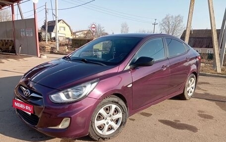 Hyundai Solaris II рестайлинг, 2011 год, 590 000 рублей, 2 фотография