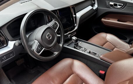Volvo XC60 II, 2018 год, 3 600 000 рублей, 9 фотография
