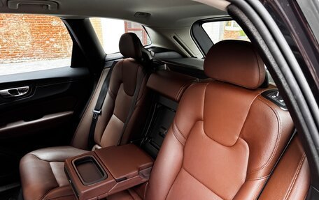Volvo XC60 II, 2018 год, 3 600 000 рублей, 13 фотография