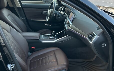 BMW 3 серия, 2020 год, 3 990 000 рублей, 19 фотография