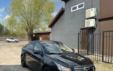 Chevrolet Cruze II, 2011 год, 330 000 рублей, 2 фотография
