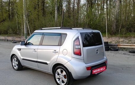 KIA Soul I рестайлинг, 2010 год, 750 000 рублей, 2 фотография