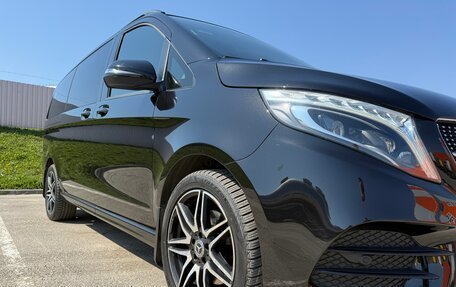 Mercedes-Benz V-Класс, 2021 год, 5 900 000 рублей, 3 фотография